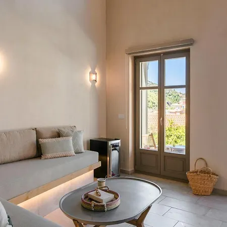 Chromata Assos Kefalonia