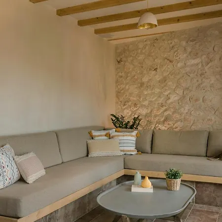 Chromata Assos Kefalonia 3* אסוס