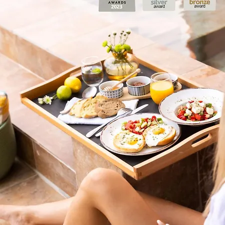 Chromata Assos Kefalonia מלון אסוס