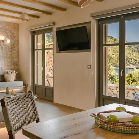 Chromata Assos Kefalonia