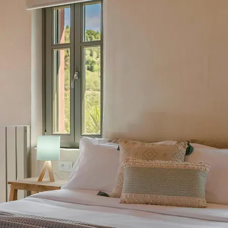 Chromata Assos Kefalonia Hotel 3*