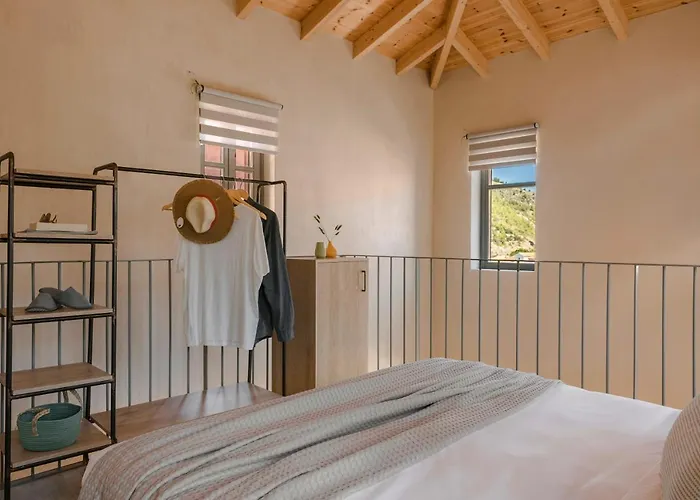 Chromata Assos Kefalonia 3* Asos