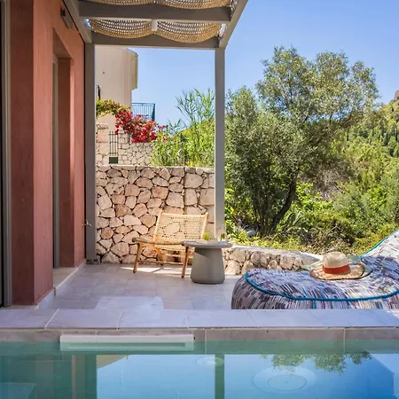 Chromata Assos Kefalonia Hotel