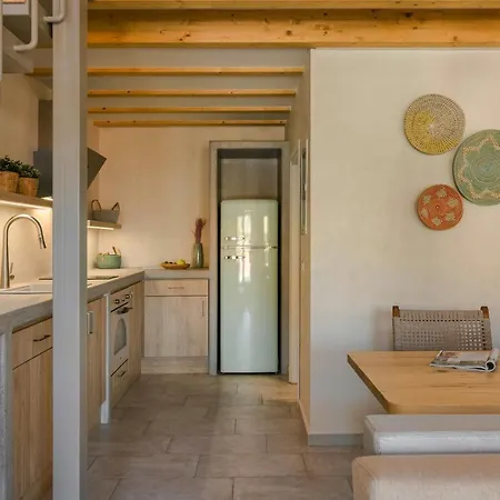 Chromata Assos Kefalonia