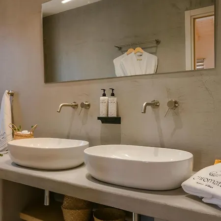 Chromata Assos Kefalonia