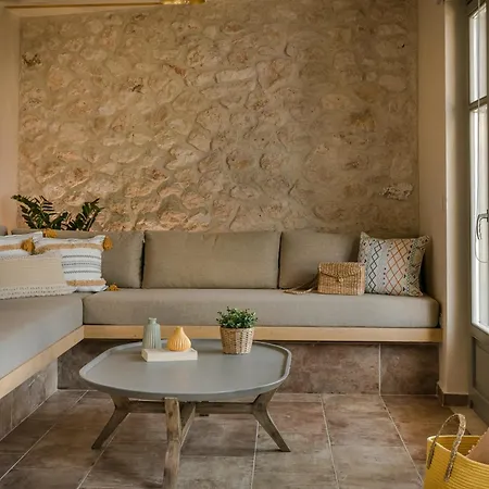 Chromata Assos Kefalonia Hotel 3*